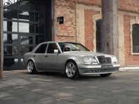 Gebraucht Mercedes E500 322 PS (236 kW) 1991 Silber Limousine