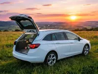 Gebraucht Opel Astra 2021 Weiß Kombi