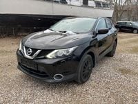 Gebraucht Nissan Qashqai 163 PS (119 kW) 2015 Schwarz SUV