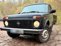 Second-hand Lada niva 82 CP (60 kW) 2015 Albastru SUV