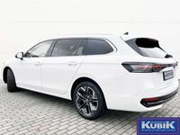 Gebraucht VW Passat Elegance 150 PS (110 kW) 2024 Pure white Kombi
