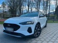 Usado Ford Focus Active X 116 CV (85 kW) 2024 Blanco Familiar