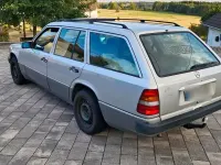 Gebraucht Mercedes 230 136 PS (100 kW) 1990 Silber Kombi