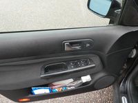 Gebraucht VW Golf IV Edition 75 PS (55 kW) 2001 Schwarz Limousine