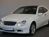 Gebraucht Mercedes C200 163 PS (119 kW) 2001 Weiß Coupé