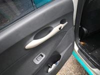 Gebraucht Toyota Auris 124 PS (91 kW) 2009 Andere farben Kleinwagen