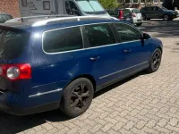 Gebraucht VW Passat 140 PS (102 kW) 2007 Blau Kombi