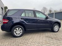Gebraucht Mercedes ML320 224 PS (164 kW) 2007 Blau SUV