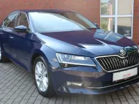 Gebraucht Skoda Superb Style 150 PS (110 kW) 2017 Blau Limousine
