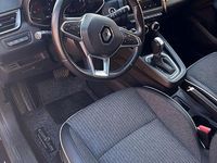 Usado Renault Clio V 131 HP (96 kW) 2019 Cinzento Sedan