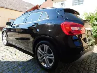 Gebraucht Mercedes GLA180 Business 122 PS (89 kW) 2018 Schwarz SUV
