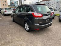 Gebraucht Ford Grand C-Max Titanium 125 PS (91 kW) 2017 Grau Van / Kleinbus