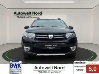 Gebraucht Dacia Sandero Prestige 90 PS (66 kW) 2014 Perlmuttschwarz Kleinwagen