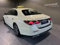 Gebraucht Mercedes E200 Avantgarde 163 PS (119 kW) 2025 Unilack schwarz/hellelfenbein Limousine