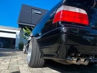 Gebraucht BMW 328 Cabriolet 194 PS (142 kW) 1997 Schwarz Cabrio