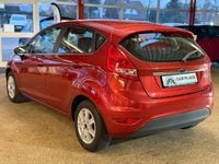 Gebraucht Ford Fiesta Ghia 82 PS (60 kW) 2011 Rot Kleinwagen