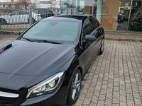 Gebraucht Mercedes CLA200 Shooting Brake Urban 156 PS (114 kW) 2017 Schwarz Kombi