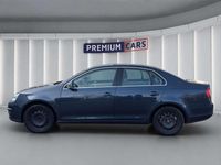 Gebraucht VW Jetta Highline 160 PS (117 kW) 2010 Bluegraphit perleffekt Limousine