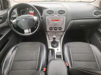 Second-hand Ford Focus 116 CP (85 kW) 2009 Negru Break