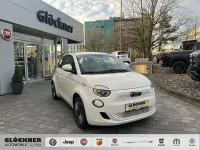 Gebraucht Fiat 500e Basis 86 kW (118 PS) 2023 Weiß Limousine