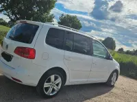 Gebraucht VW Touran Style 140 PS (102 kW) 2011 Weiß Van / Kleinbus