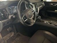 Gebraucht Volvo V60 Momentum 190 PS (139 kW) 2020 Kombi