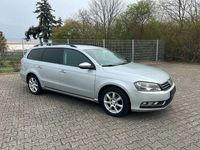 Gebraucht VW Passat 105 PS (77 kW) 2011 Silber Kombi