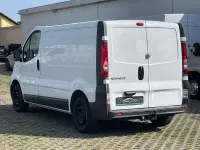 Gebraucht Renault Trafic 90 PS (66 kW) 2008 Weiß Van / Kleinbus
