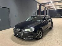 Gebraucht Audi A3 Ambiente 105 PS (77 kW) 2014 Schwarz Limousine