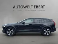 Gebraucht Volvo V60 CC Pro 250 PS (183 kW) 2021 Schwarz Kombi