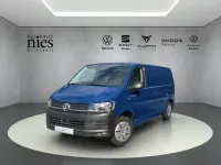 Gebraucht VW Transporter 150 PS (110 kW) 2019 Deep ocean blue Van