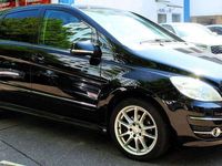 gebraucht Mercedes B200 Sport-Paket * LEDER* SH* MULTI* ALU