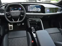 Gebraucht Audi Q5 S-Line 204 PS (150 kW) 2025 Mythosschwarz metallic SUV