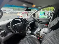 Gebraucht Hyundai H-1 170 PS (125 kW) 2012 Grau Van / Kleinbus