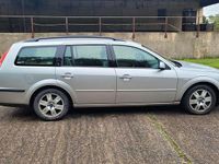 Używany Ford Mondeo Ghia 116 KM (85 kW) 2003 Srebrny Sedan/Limuzyna