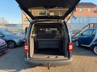 Usata VW Caddy Maxi 102 CV (75 kW) 2013 Blu Monovolume