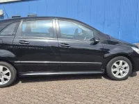 Gebraucht Mercedes B200 140 PS (102 kW) 2005 Schwarz Van / Kleinbus
