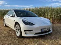 Gebraucht Tesla Model 3 Standard Range 208 kW (283 PS) 2022 Weiß Limousine