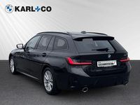 Gebraucht BMW 320 M Sport 184 PS (135 kW) 2025 Schwarz Kombi