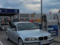 Gebraucht BMW 318 Basis 118 PS (86 kW) 1998 Silber Limousine