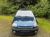 Gebraucht Renault Clio II 60 PS (44 kW) 2000 Blau Kleinwagen