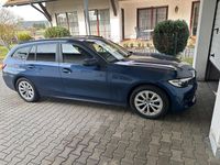 Gebraucht BMW 320 190 PS (139 kW) 2022 Blau Kombi