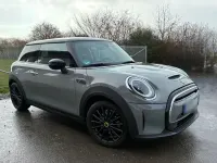 Gebraucht Mini Cooper SE Essential 135 kW (184 PS) 2021 Grau Kleinwagen