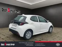 Gebraucht Toyota Yaris Basis 72 PS (52 kW) 2022 Super white 2 Kleinwagen