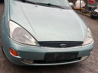 Gebraucht Ford Focus 110 PS (80 kW) 2000 Silber Limousine