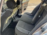 Gebraucht BMW 728 193 PS (141 kW) 1996 Silber Limousine