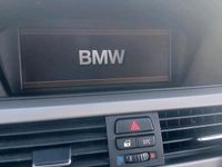 Gebraucht BMW 320 163 PS (119 kW) 2007 Grau Kombi
