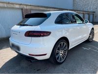 gebraucht Porsche Macan Turbo performance mit Unfall