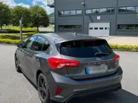 Gebraucht Ford Focus ST-Line 125 PS (91 kW) 2020 Grau Limousine