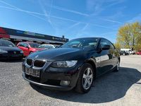 Gebraucht BMW 320 177 PS (130 kW) 2009 Schwarz Coupé